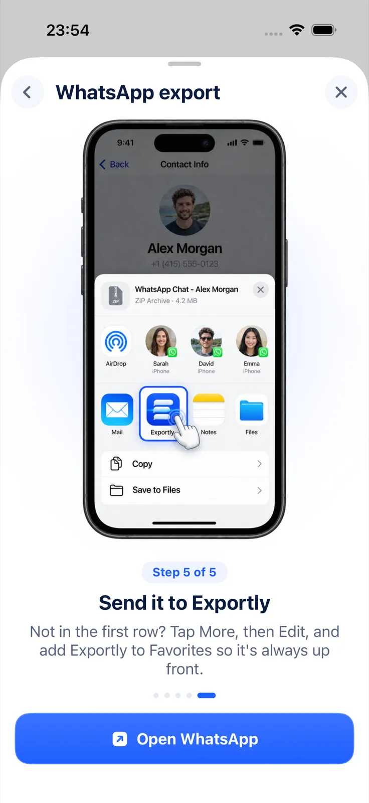 Paso de la guía de Exportly: en la hoja para compartir de iOS, elegir Exportly para mandar la exportación de WhatsApp